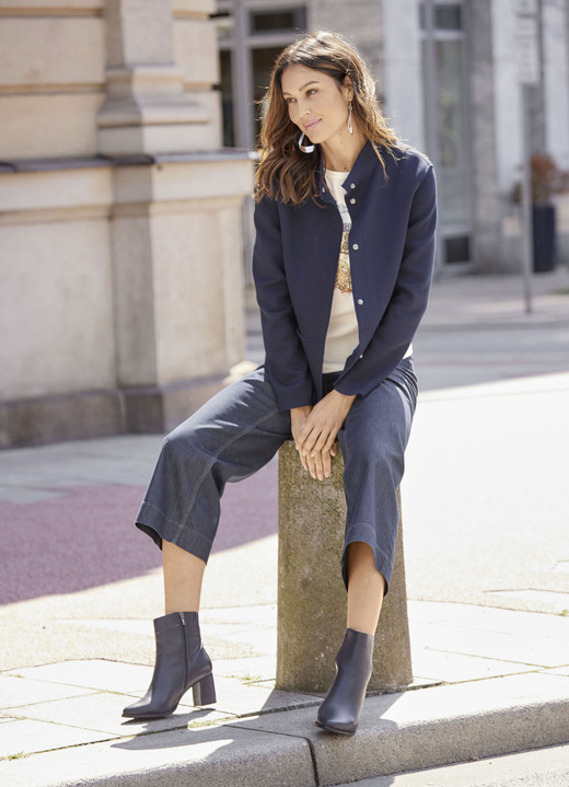 B/ANCA - Kurzjacke mit Stehkragen, in Größe 036 bis 048, in Farbe MARINE Ansicht 2