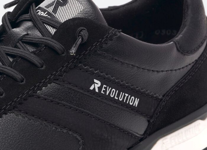 Schn&uuml;r-Sneaker mit herausnehmbarem Textilfu&szlig;bett SCHWARZ