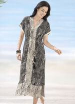 Laurina Kleid aus Viskose, mit Spitzenbesatz 