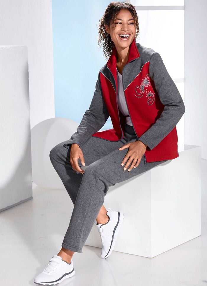 Freizeitanzug mit Glitzerpaspeln 