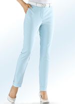 Hose in modischer Länge 