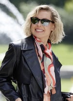 Schal mit Camouflage-Dessin 