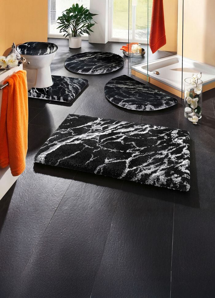 Badgarnitur von Grund mit Marmor-Dessin 