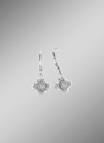 Ohrringen aus Wei&szlig;gold 