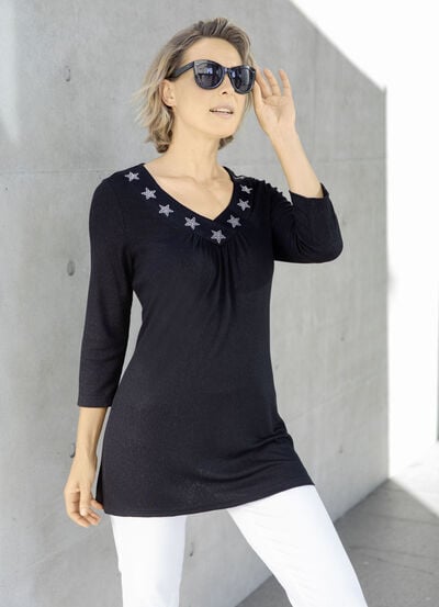 Hübsches Longshirt mit Strasszier 