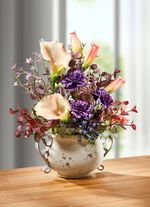 Calla-Gesteck im Henkeltopf 