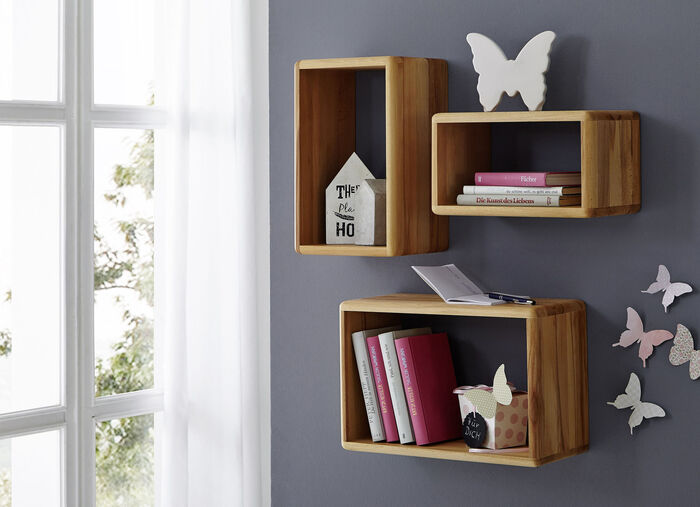 Wandregale mit gerundeten Ecken und Kanten KERNBUCHE