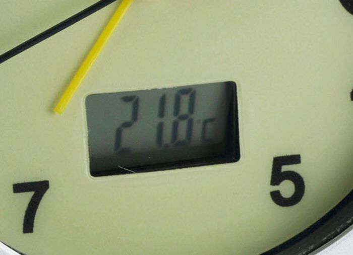 Leuchtender Wecker mit digitaler Raumtemperaturanzeige 