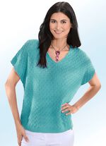 Pulli in weiter Form 