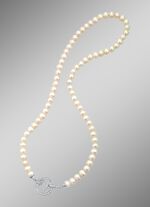 Elegantes Perlen Collier 