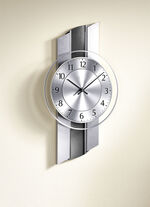 Wanduhr mit R&uuml;ckwand in Carbon-Optik 