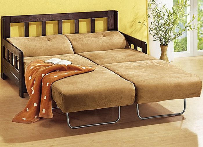 Verwandlungssofa aus massiver Kiefer BEIGE