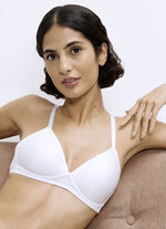 Triumph-Soft-Sensation BH mit Spacer-Cups WEISS