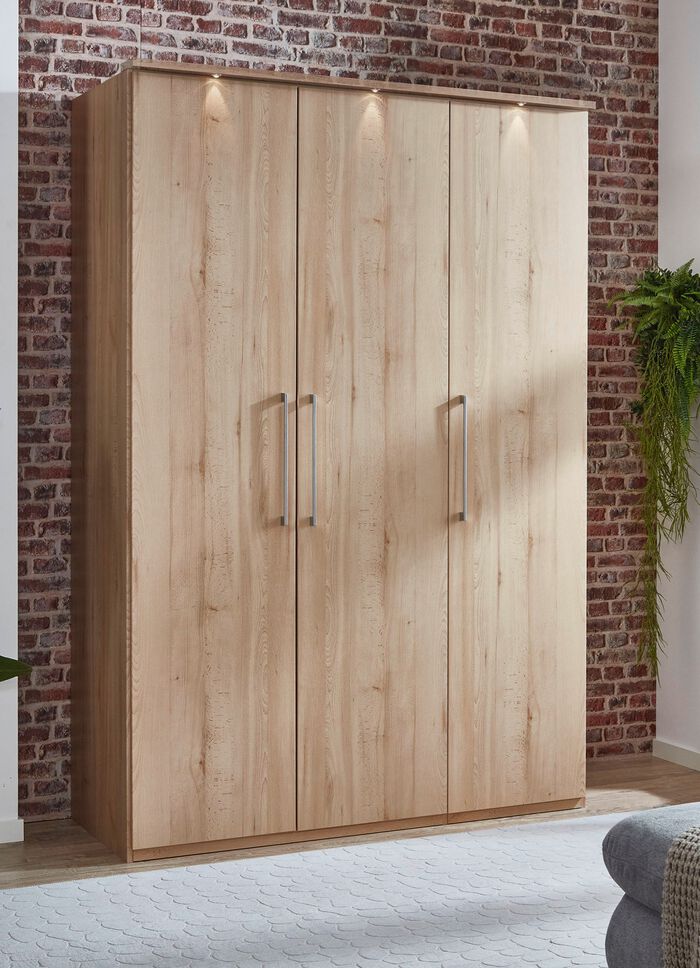 Moderne Kleiderschrank aus deutscher Herstellung 