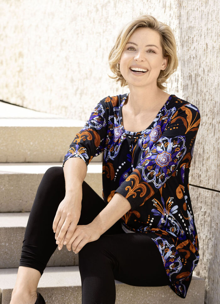 Wundersch&ouml;nes Longshirt mit Pl&auml;ttchenzier 