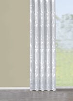 Leicht transparenter Store mit Rankenmotiv 