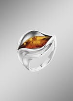 Eleganter Damenring mit echt Bernstein 