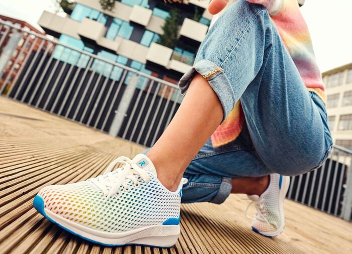 Rieker Sneaker mit Regenbogen-Farbverlauf WEISS-BUNT