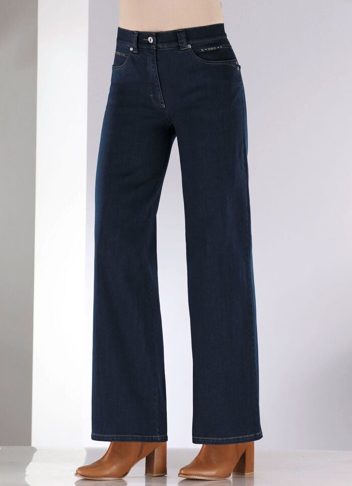 Jeans mit dezenter Strasszier 