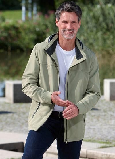 Funktionskurzjacke mit abtrennbarer Kapuze 