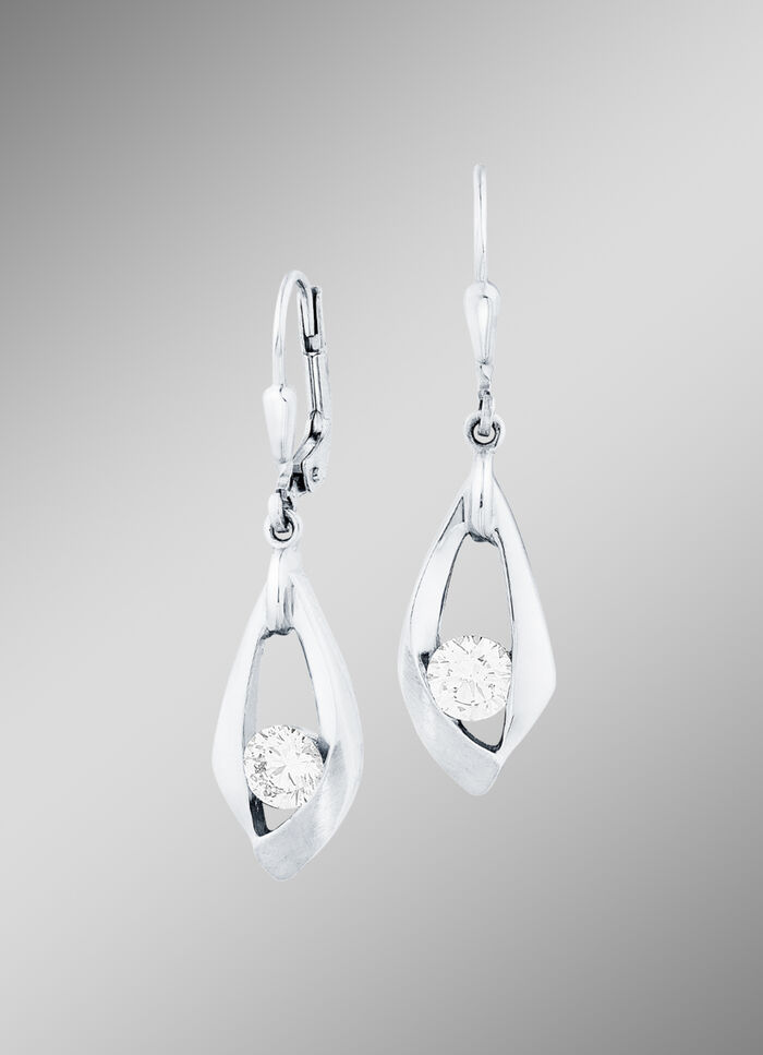 Zauberhafte Ohrringe mit synth. Zirkonia 