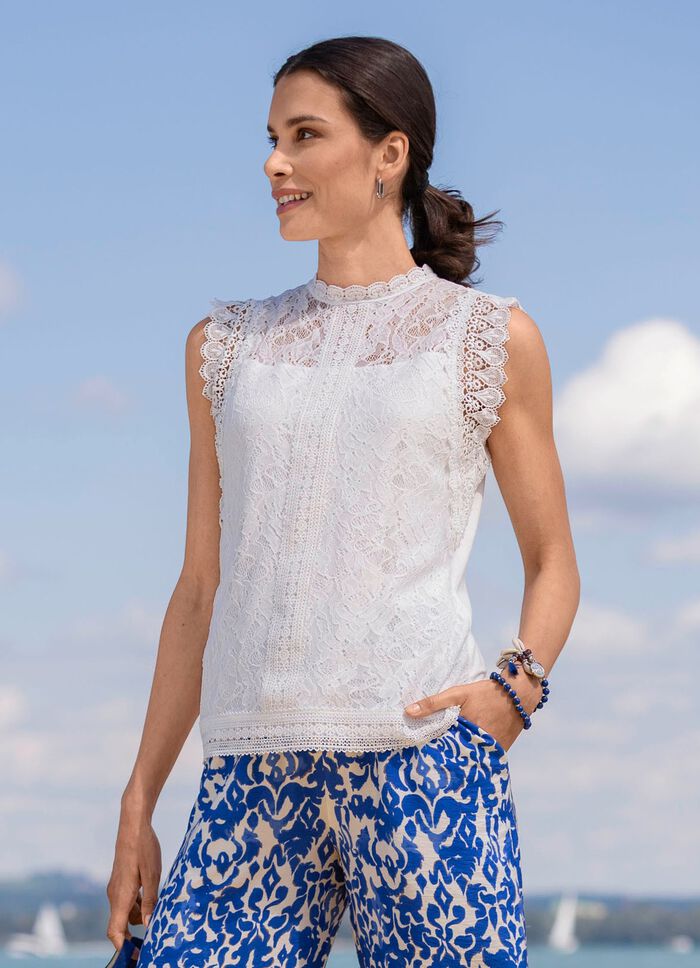 Shirt mit Spitzenbesatz 