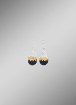 Funkelnde Ohrhaken mit Swarovski-Elements 