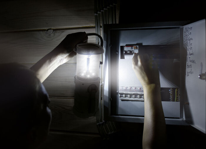 Solar-Leuchte mit integriertem FM-Radio 