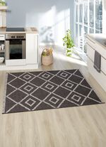 Br&uuml;cken und Teppiche im nat&uuml;rlichen Sisal-Look 