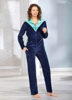 Hausanzug mit Schmucksteinzier 