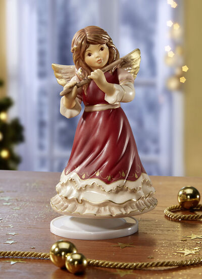 Engel mit Flöte und Musikwerk aus dem Hause Goebel 