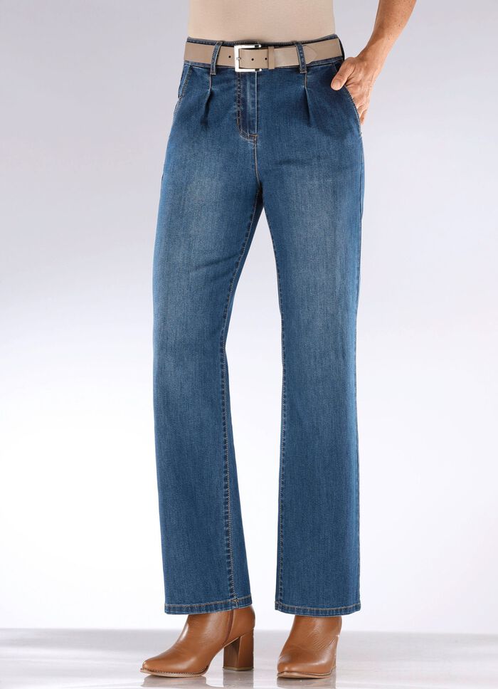 Jeans mit Bundfalten 