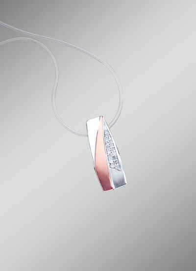 Anhänger mit Diamanten 