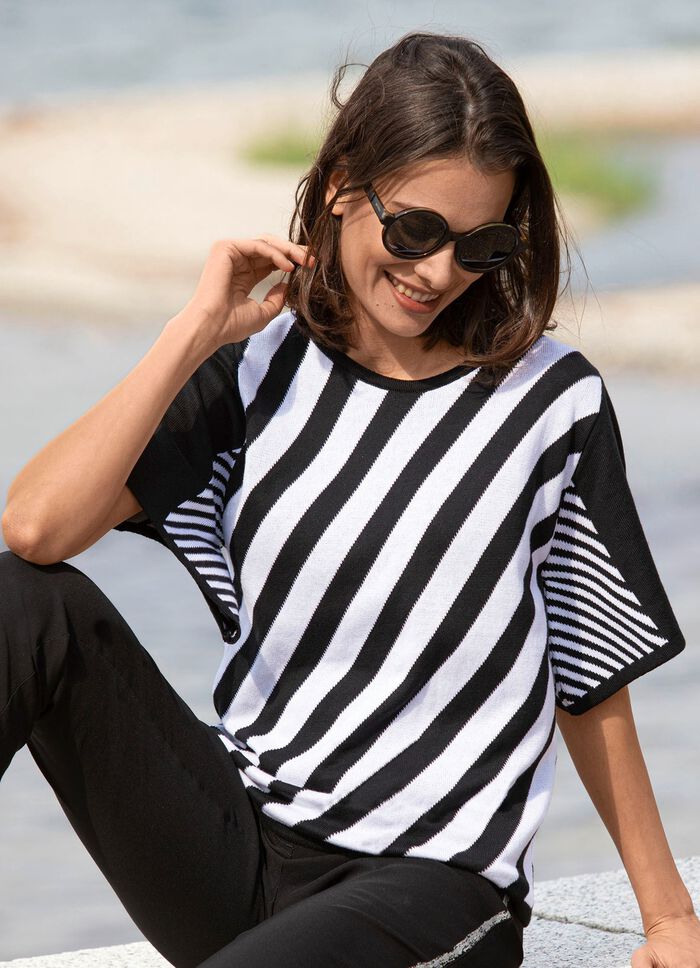 Pulli mit Fl&uuml;gel&auml;rmeln 