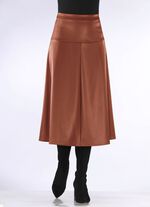 Rock in leichter Tellerform 