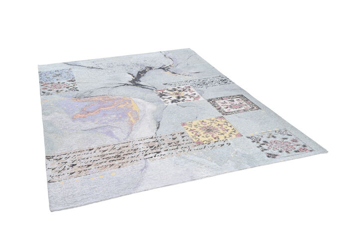 Brücken und Teppich in angenehmer Qualität 