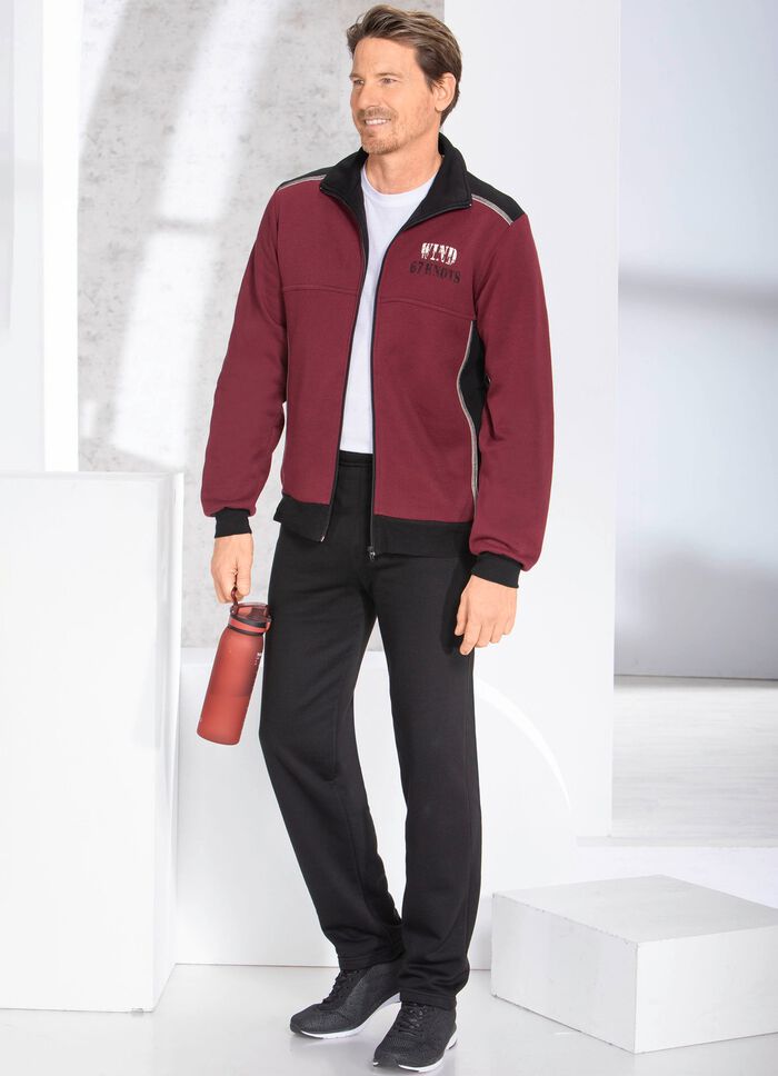 Freizeitanzug mit Druck im Vorderteil 