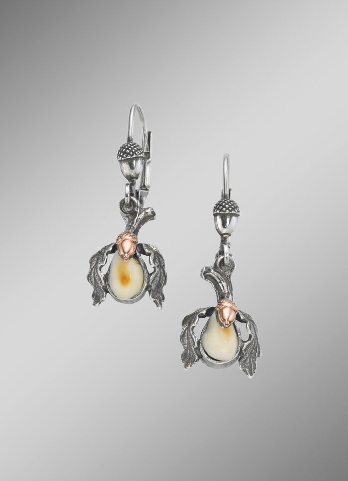 Schicke Garnitur mit echten Grandeln 