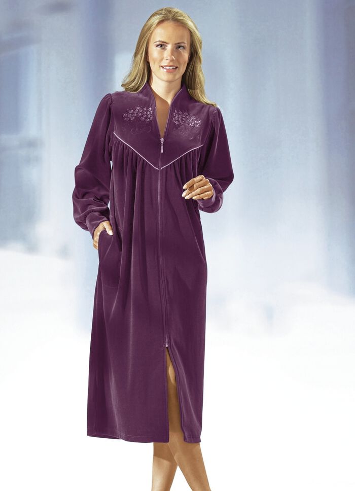 Hausmantel mit Stickerei- und Paillettenzier LAVENDEL