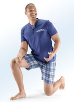 Shorty mit Knopfleiste und Brusttasche 