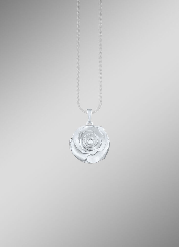 Medaillon im Rosen-Design 