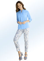 Hose mit floraler Dessinierung 