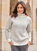 Pullover mit aufwendiger Struktur 