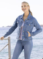 Jeansjacke mit extravaganter Strasszier 