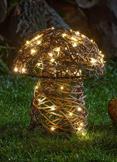 LED-Rattan-Pilz mit Timerfunktion 