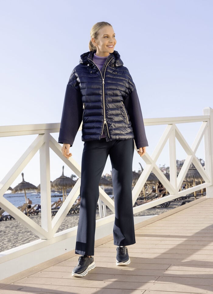 Jacke in trendaktuellem Materialmix 