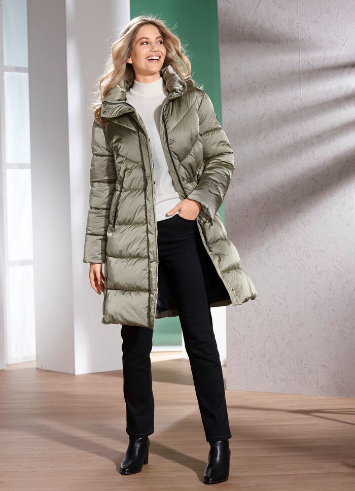 Kurzmantel mit Reißverschlusstaschen 