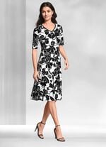 Kleid in Schlupfform 