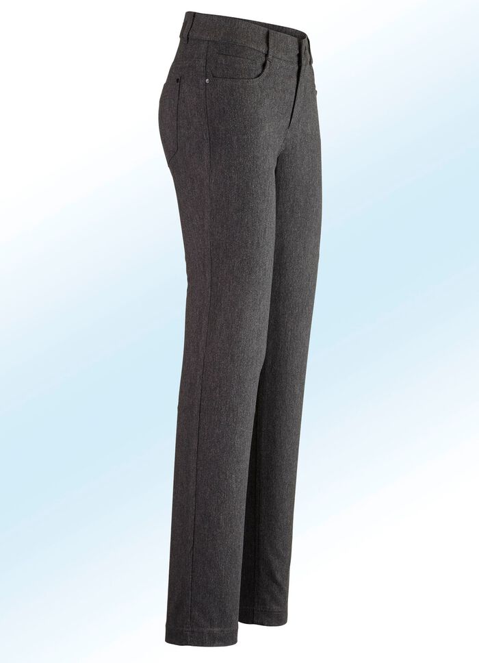 Hose mit angenehm weicher, w&auml;rmender Innenseite 