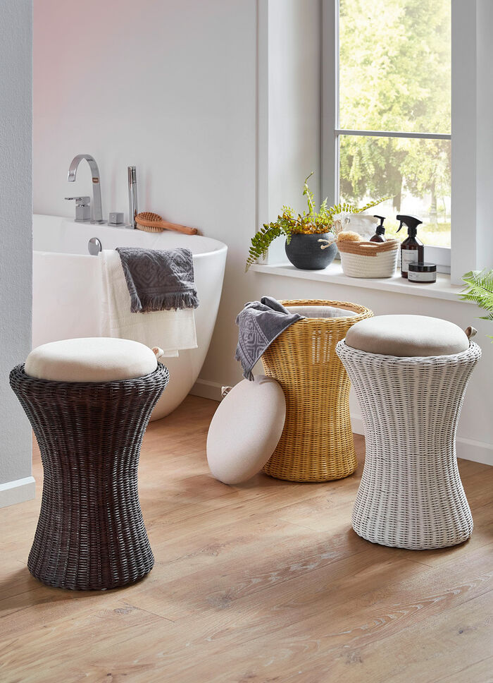 Sitzwäschekorb aus Rattangeflecht 